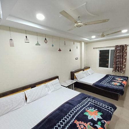 Hotel Shipra Inn Uddzsaín Kültér fotó